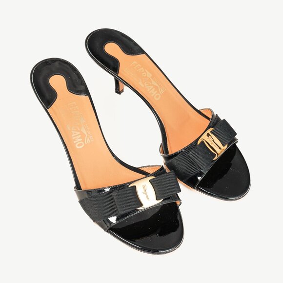 Salvatore Ferragamo Glory Nero Patent Calf Bow Mules - Picture 1 of 12